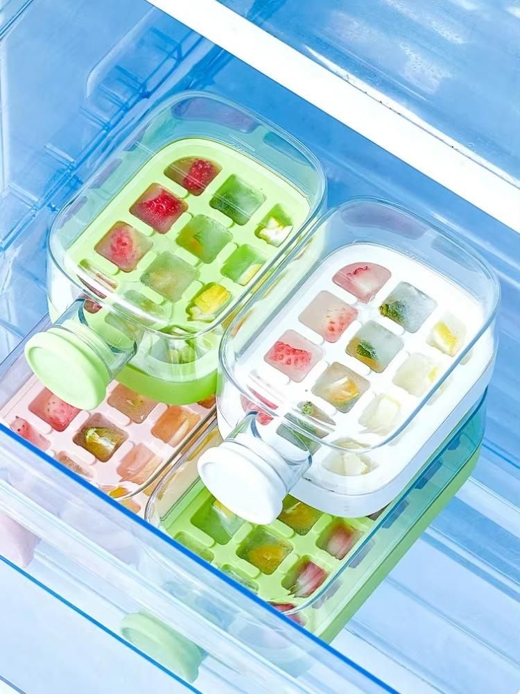2 In 1 Crush Cup Ice Cube Tray and  Upgraded Ice Cube Bottle, Reusable - 500ml