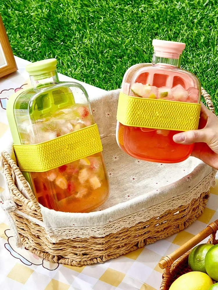 2 In 1 Crush Cup Ice Cube Tray and  Upgraded Ice Cube Bottle, Reusable - 500ml