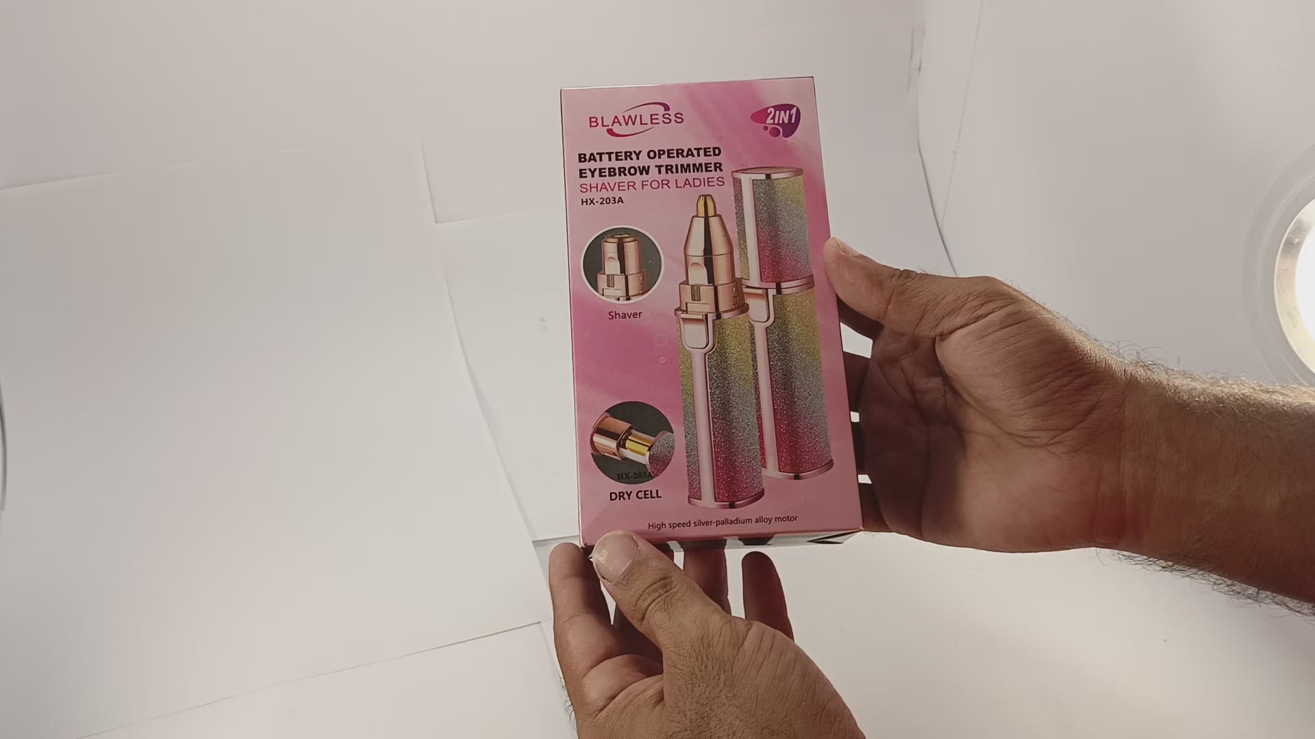 Portable Electric Eyebrow Trimmer with Built-in LED Light